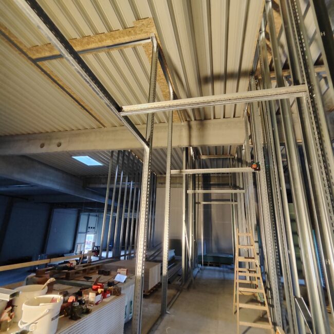 Widdern HQ hestomed